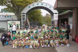いもほり遠足に行きました。(4歳児さくら組)
